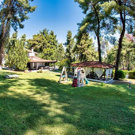 Sani Villa Lili 3 *
