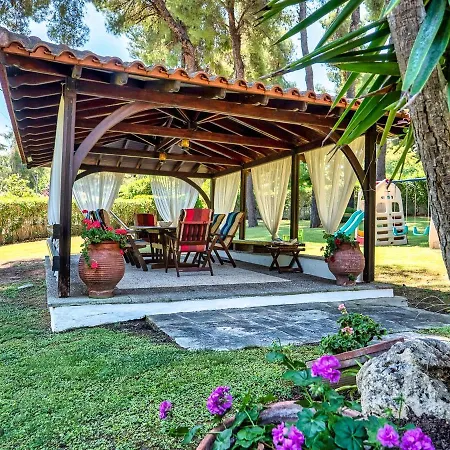 Sani Villa Lili 3