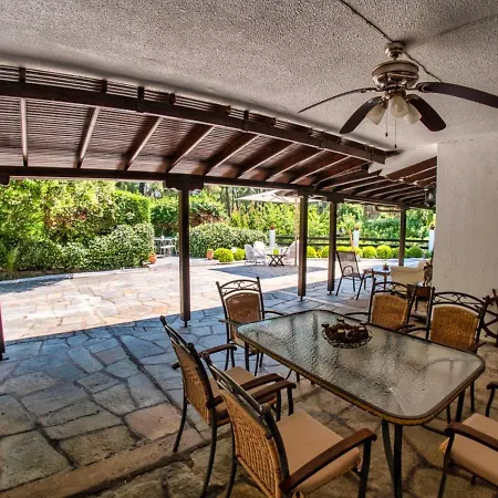 Sani Villa Lili 3 * סאני ביץ'