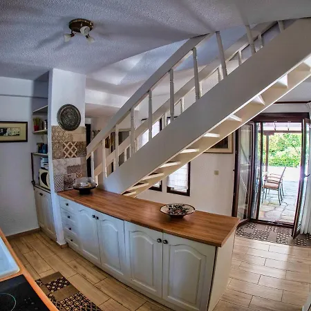 Sani Villa Lili 3