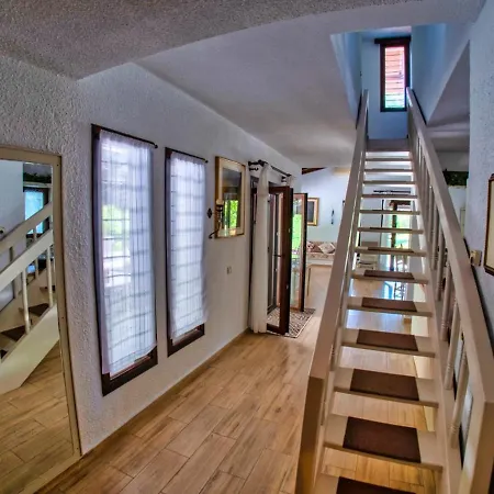 Sani Villa Lili 3
