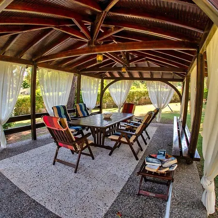 Sani Villa Lili 3