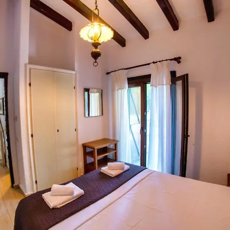 Villa Sani Villa Lili 3 *